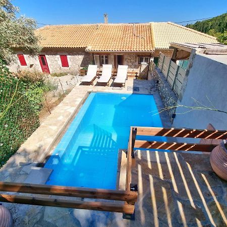 Вілла Karya Boutique Mansion Karia  Екстер'єр фото