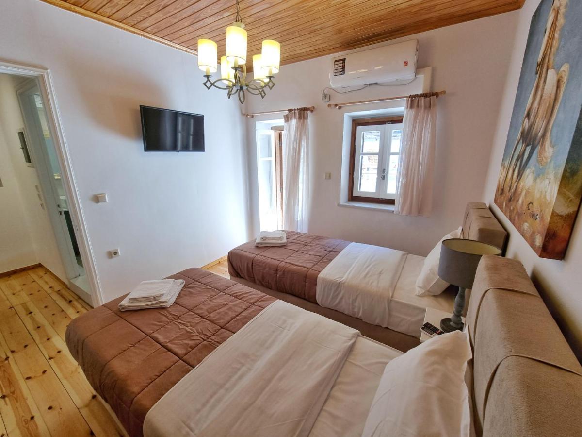 Вілла Karya Boutique Mansion Karia  Екстер'єр фото
