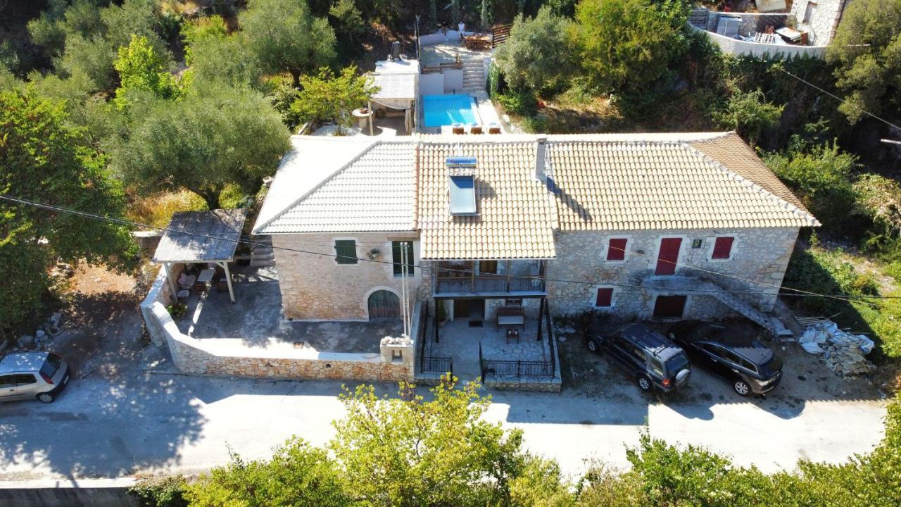 Вілла Karya Boutique Mansion Karia  Екстер'єр фото